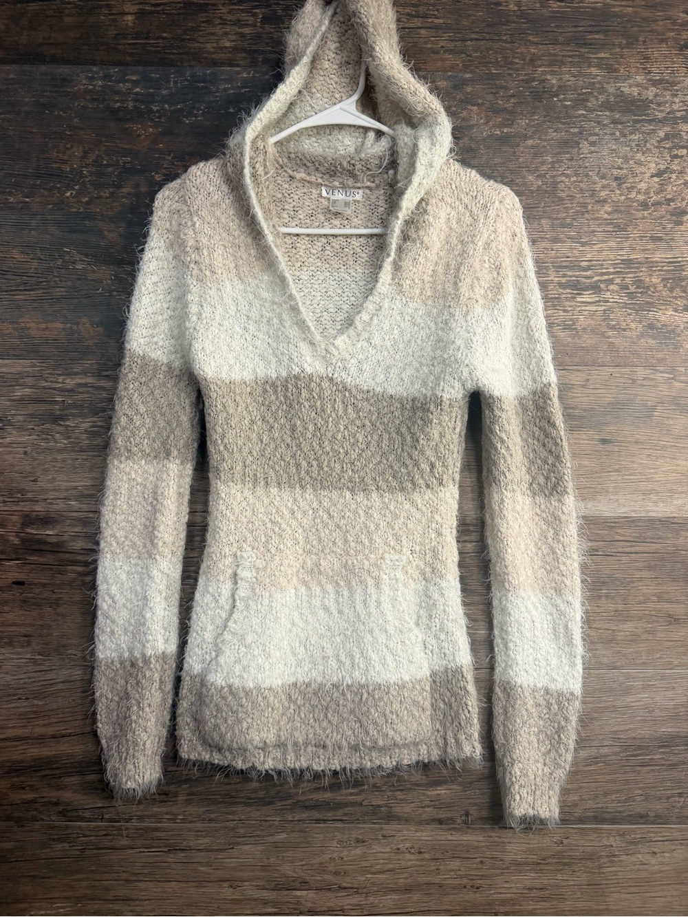 VENUS Striped Hooded V-Neck Pullover Sweater - Cream & Tan